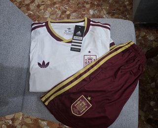 Conjunto España Adidas Talla 14