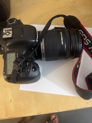 Canon 7D Mark II + Objetivo EF 18-200mm