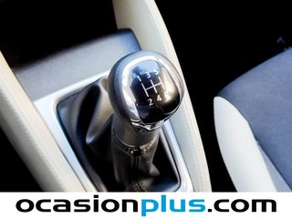 Nissan Micra 1.0 G Acenta 52 kW (71 CV)