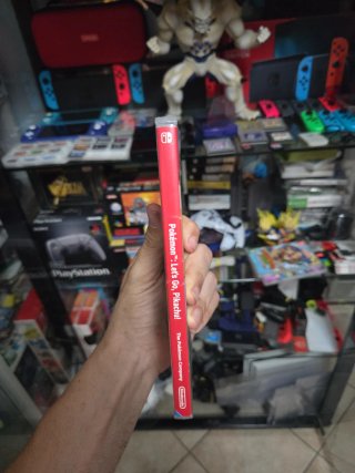Pokemon Let's Go Pikachu Nintendo Switch