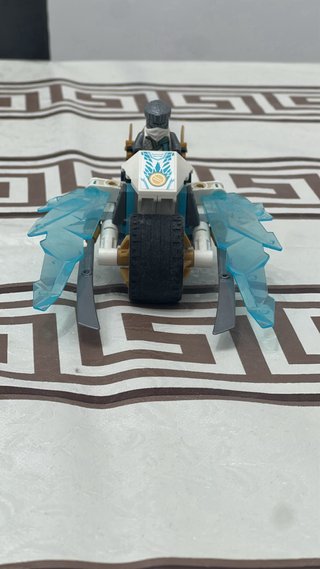 LEGO Dragones,Coches con figuras Ninjago.