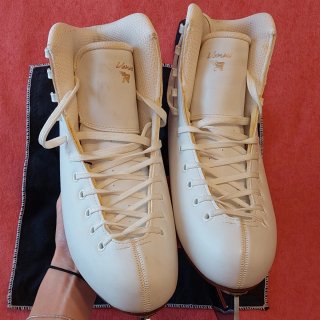 Skates da pattinaggio con lame Risport Venus