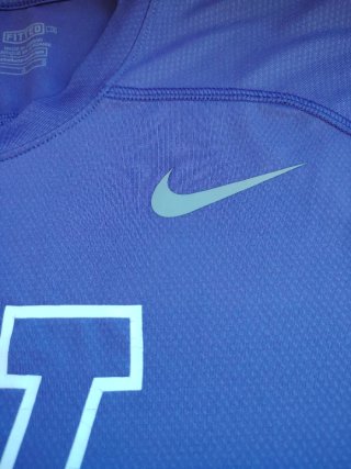 Camiseta Nike Pro Morada Talla L