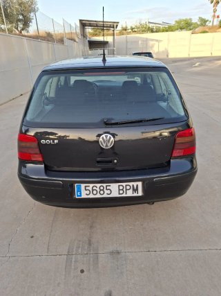Volkswagen Golf 2001