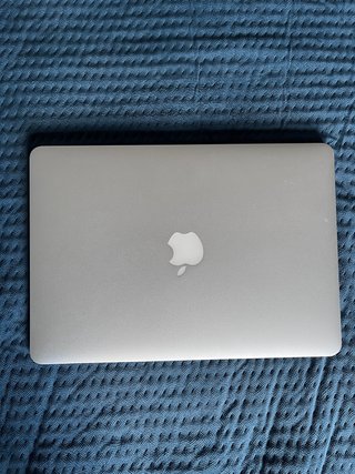 MacBook Air 13” 2015 - 256GB SSD / 8GB RAM