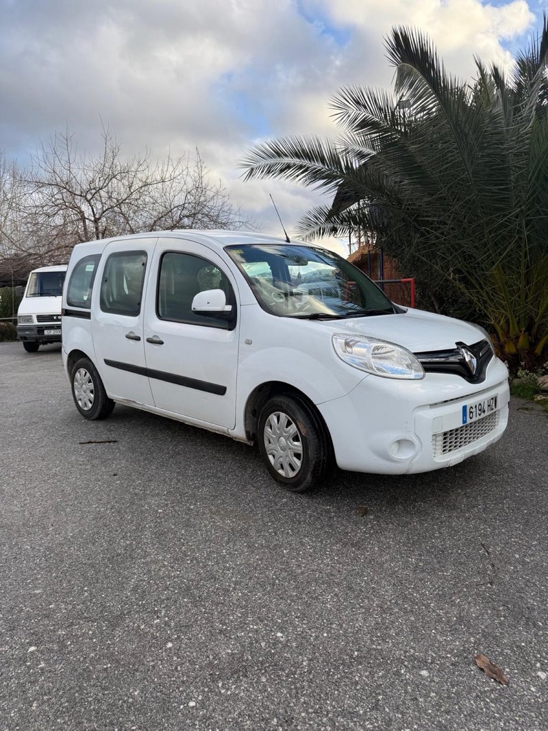 Renault Kangoo 2015 - foto 1