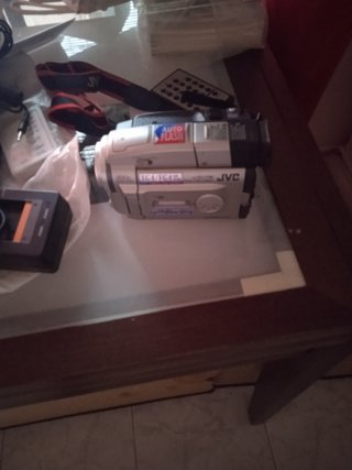Câmara de filmar JVC GR-DVL9700EG