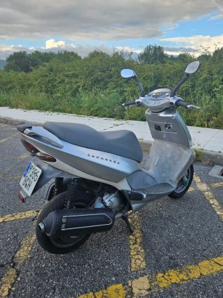 Aprilia Leonardo 250