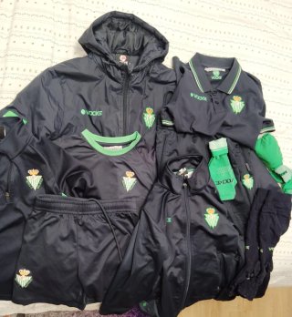 Lote Ropa Deportiva Betis Valladolid