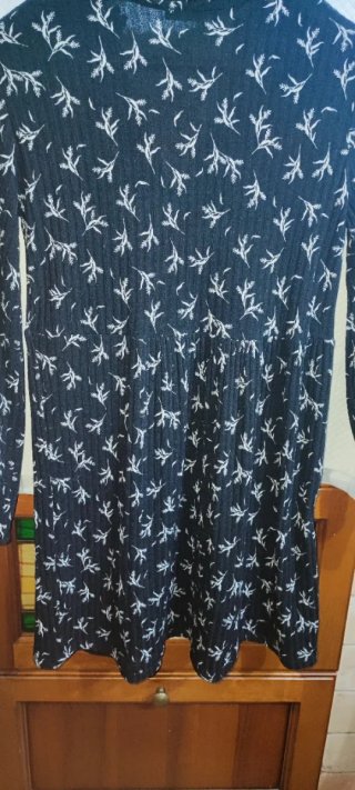 Abito Zara corto tg S manica lunga