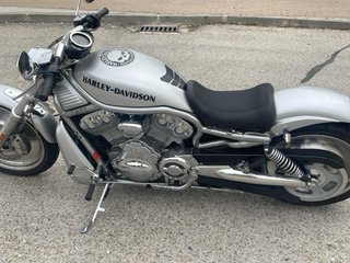 Harley-Davidson V-Rod del año 2006 en exc