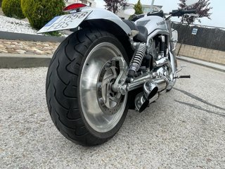 Harley-Davidson V-Rod del año 2006 en exc