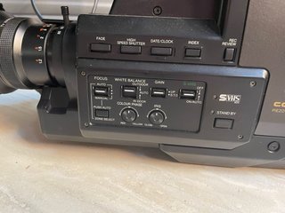 Videocámara Panasonic S-VHS NV-MS1 HQ