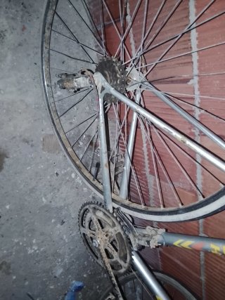 Bicicleta antigua de carretera