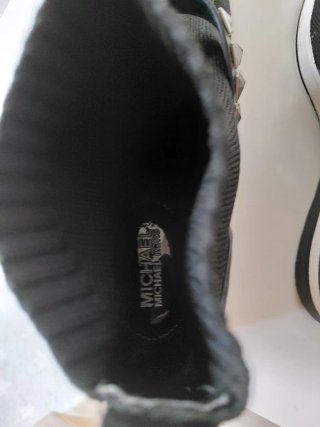 Zapatillas Michael Kors Negras Tachuelas Cuña