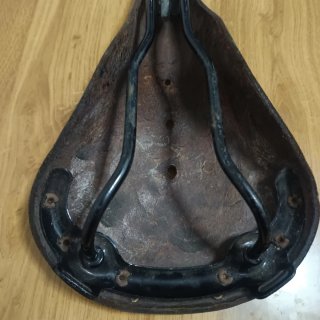 Brooks B.17 Champion Standard