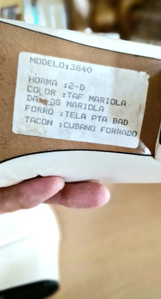 Zapatos de salón Piedeli piel horma especial