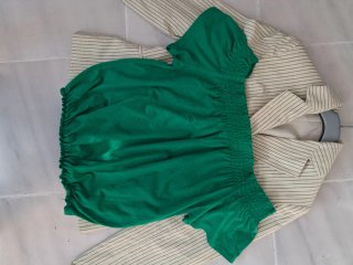 Blazer y top de rayas te va a gustar