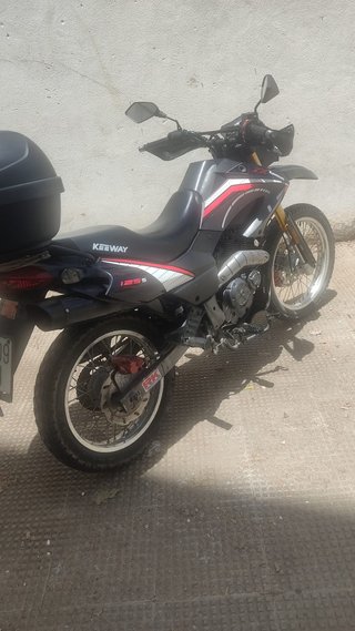 Keeway TX 125 Enduro Negra y Roja