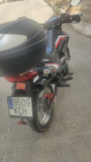 Keeway TX 125 Enduro Negra y Roja