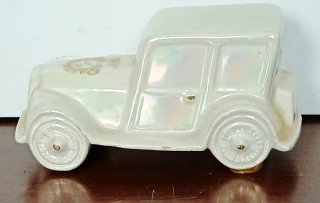 Coche Vintage A. Rotondo Capodimonte y toques oro