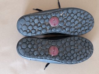 Camper Pelotas Ariel Piel Negro Talla 41