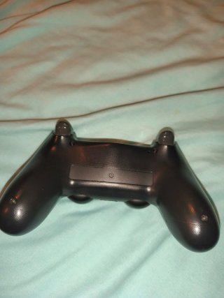 NEGOCIABLE Mando PS4 + 5 Juegos