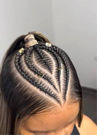 Trenzas Africanas con Abalorios Dorados