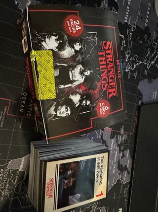 Caja Cartas Stranger Things Panini Netflix