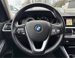 BMW 320d Advantage 360° KAMERA/NAVI