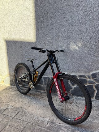 Telaio/Bici Downhill/DH o bici completa
