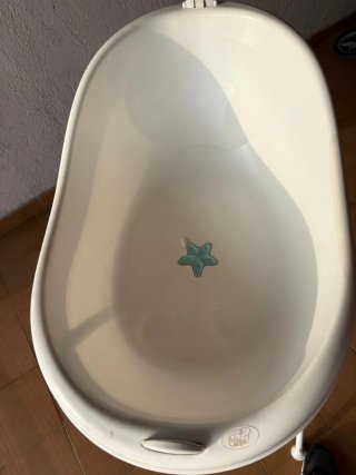 Bañera de bebé con soporte