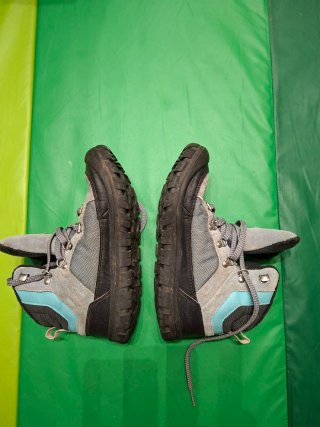 Botas de montaña Quechua Talla 36