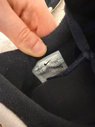 Zapatillas Nike Negras y Blancas
