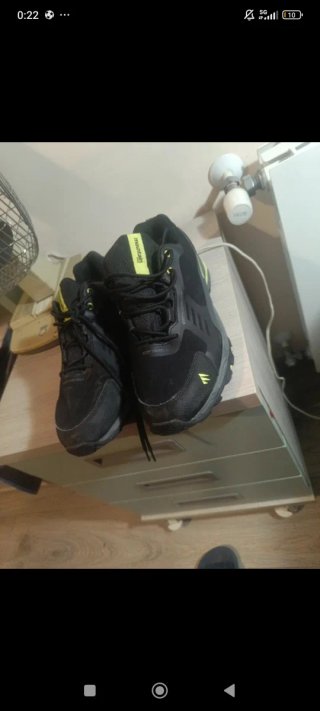 Zapatillas Montaña MountainPro Negras y Amarillas