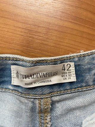 Shorts vaqueros desgastados