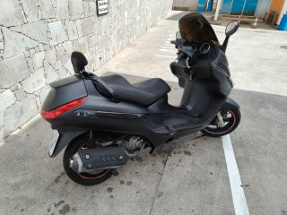 Piaggio X Evo 125cc 15CV Negra