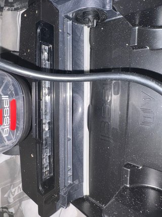 Aspirador Bissell Crosswave edgefing incompleto