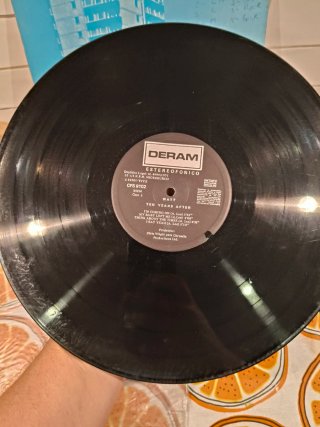 Ten years after vinilo