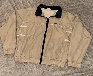 Campera Reebok Talle XL Beige