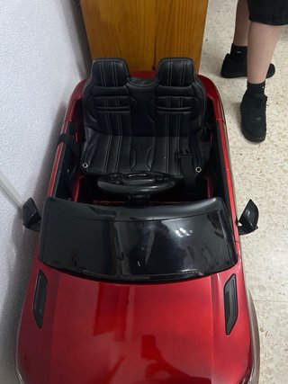 Coche eléctrico Land Rover niño