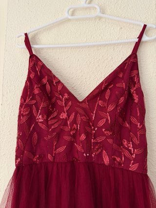 Vestido largo burdeos lentejuelas tul