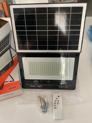 2 Faro Solare ROYALPLUS 3000W IP67 con telecomando