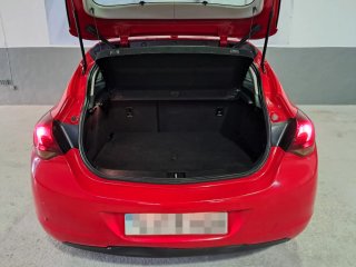 Opel Astra 2011