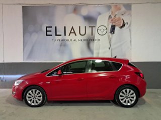 Opel Astra 2011