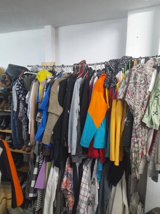 Ropa y Zapatos Variados
