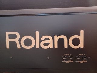 Piano Digital Roland HP-201