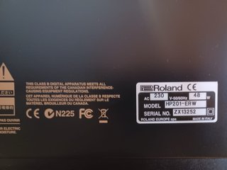 Piano Digital Roland HP-201