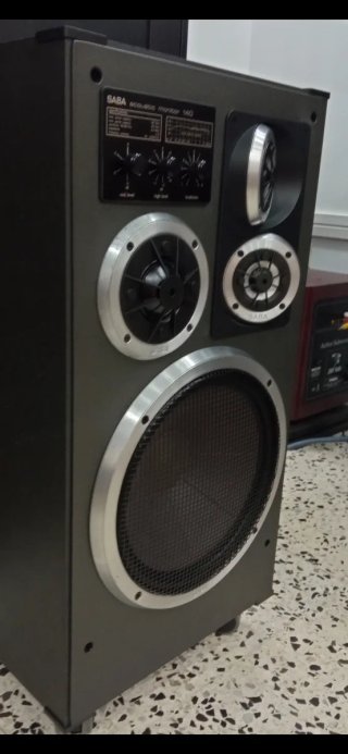 Altavoces vintage SABA Acoustic Monitor 140.