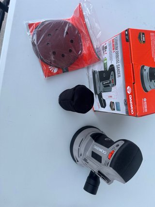 Lijadora Orbital DAEWOO 18V DALOS18-1
